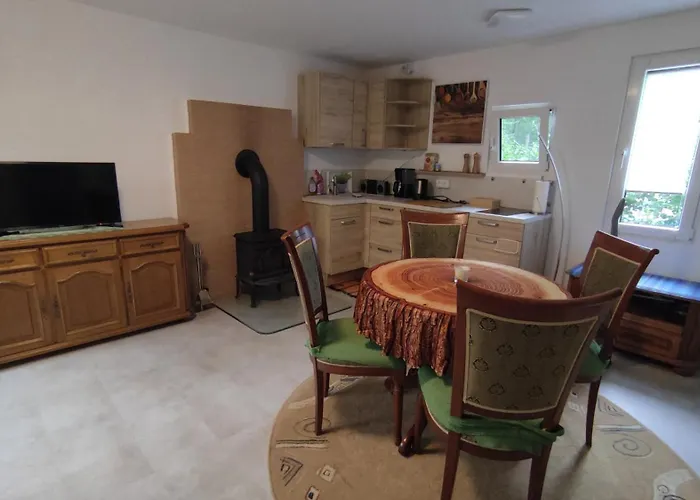 Kleines Haus Am Wald *